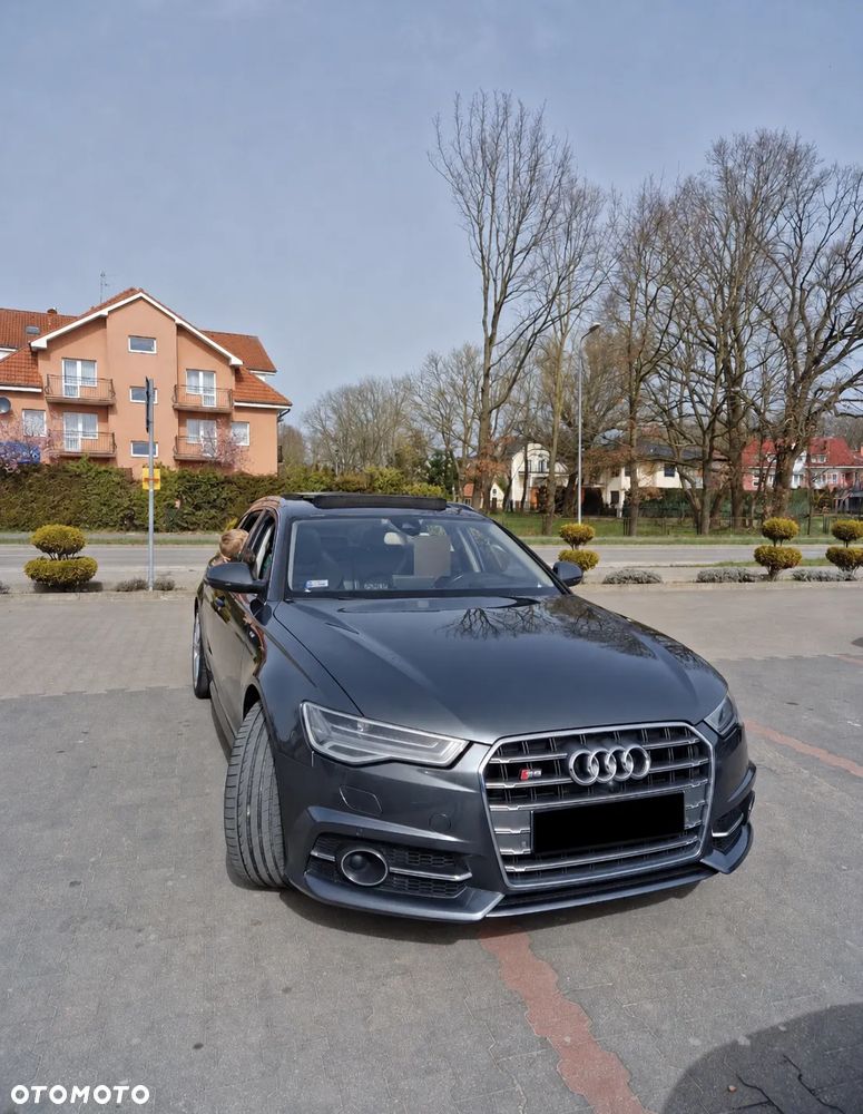 Audi S6 Avant Standard - 1