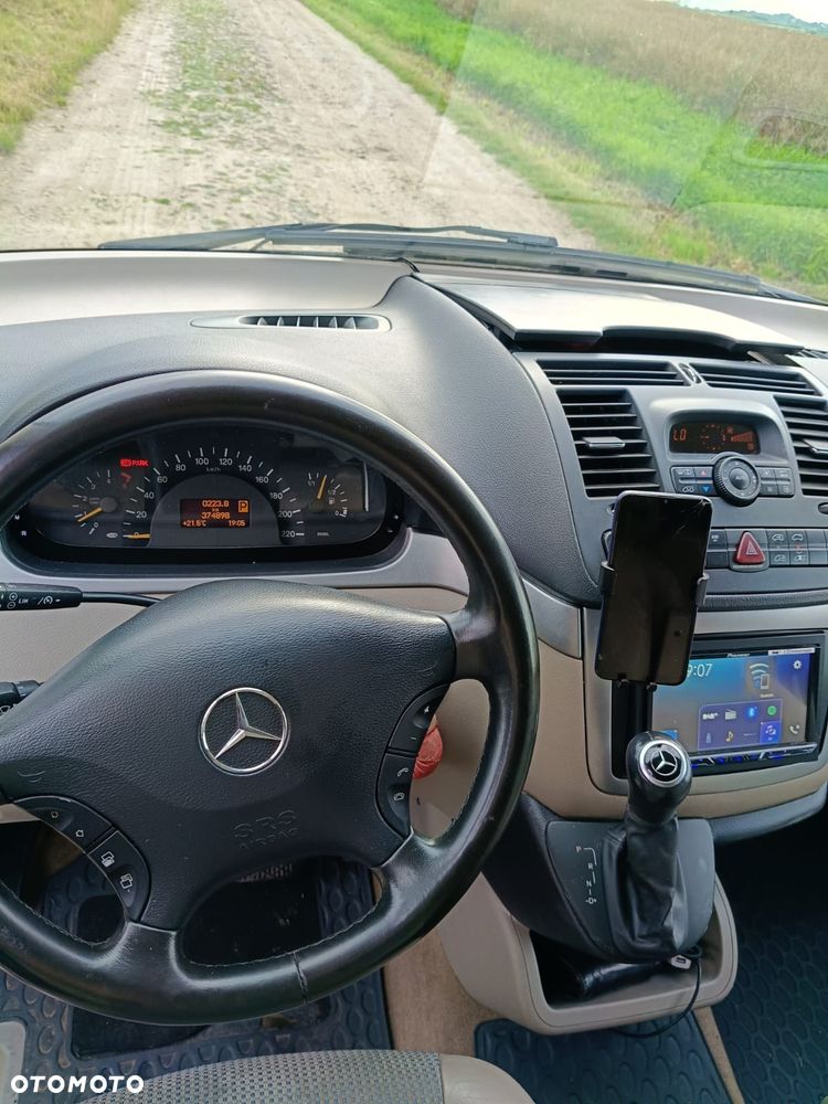 Mercedes-Benz Viano - 9