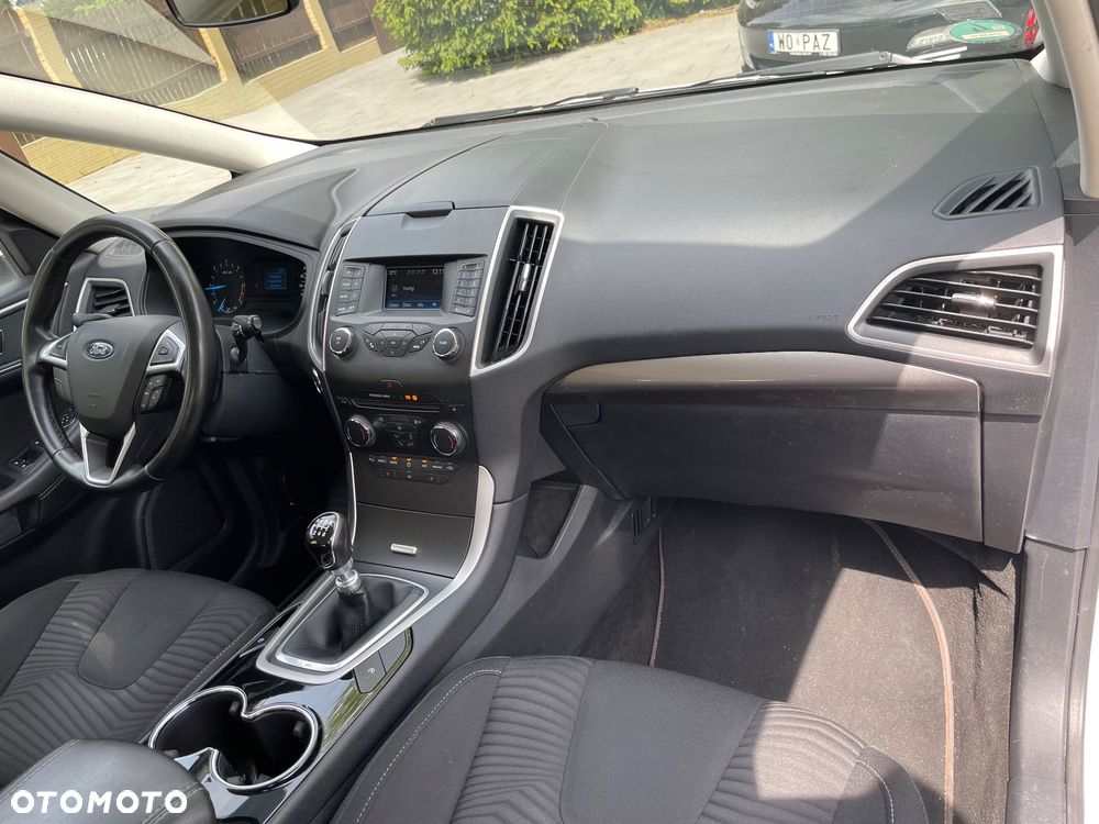 Ford S-Max - 34