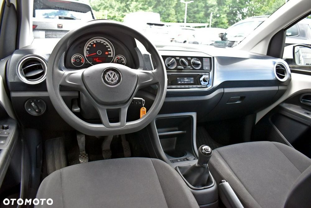 Volkswagen up! 1.0 move - 12