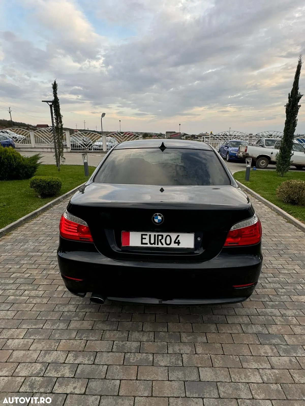BMW Seria 5 520d - 6