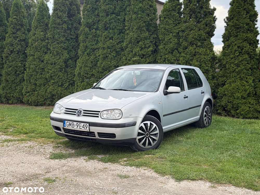 Volkswagen Golf 1.6 Comfortline - 3