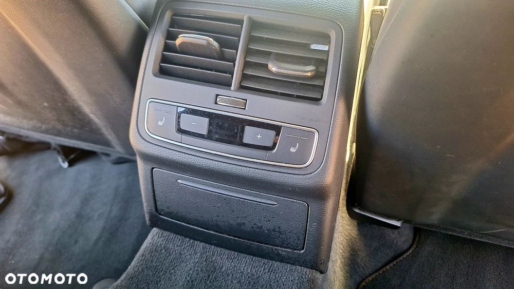 Audi A4 Avant 2.0 TDI clean diesel Quattro S tronic - 22