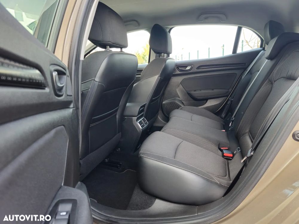 Renault Megane ENERGY dCi Zen - 9