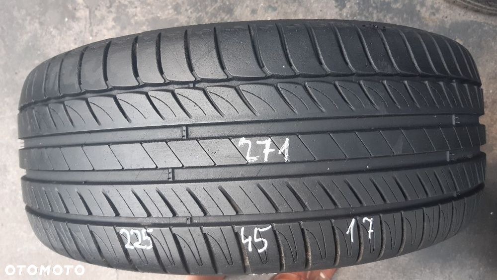 Michelin 225/45/17 nr 271 - 1