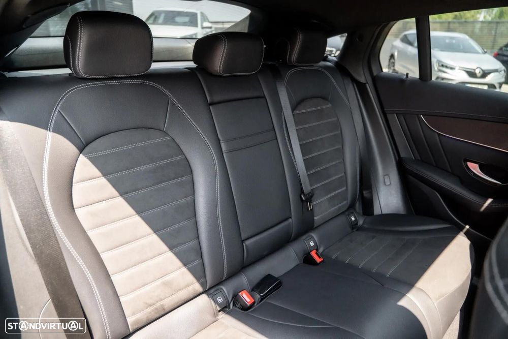 Mercedes-Benz GLC 300 de Coupe 4Matic 9G-TRONIC AMG Line - 19