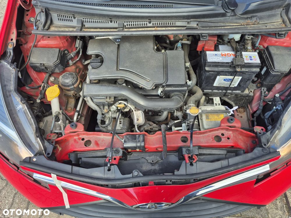 Toyota Yaris - 11