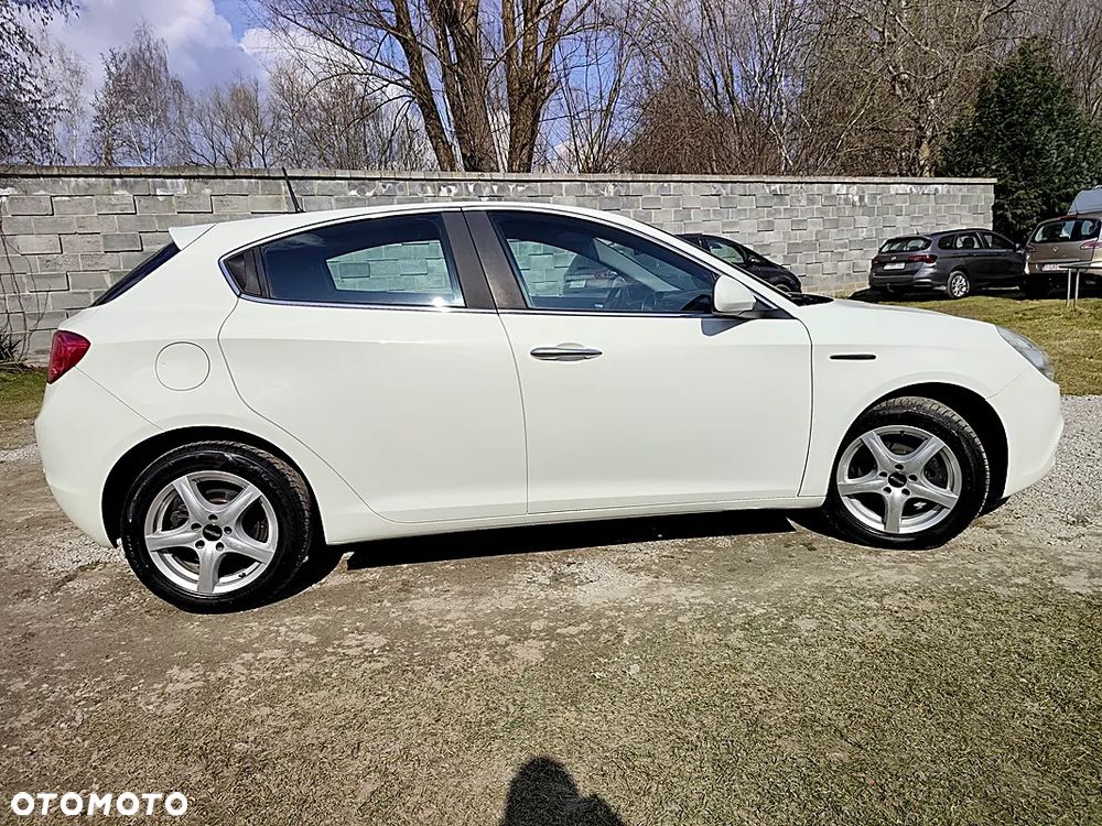 Alfa Romeo Giulietta 1.6 JTDM 16V Turismo - 28