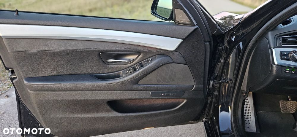 BMW Seria 5 535d - 7