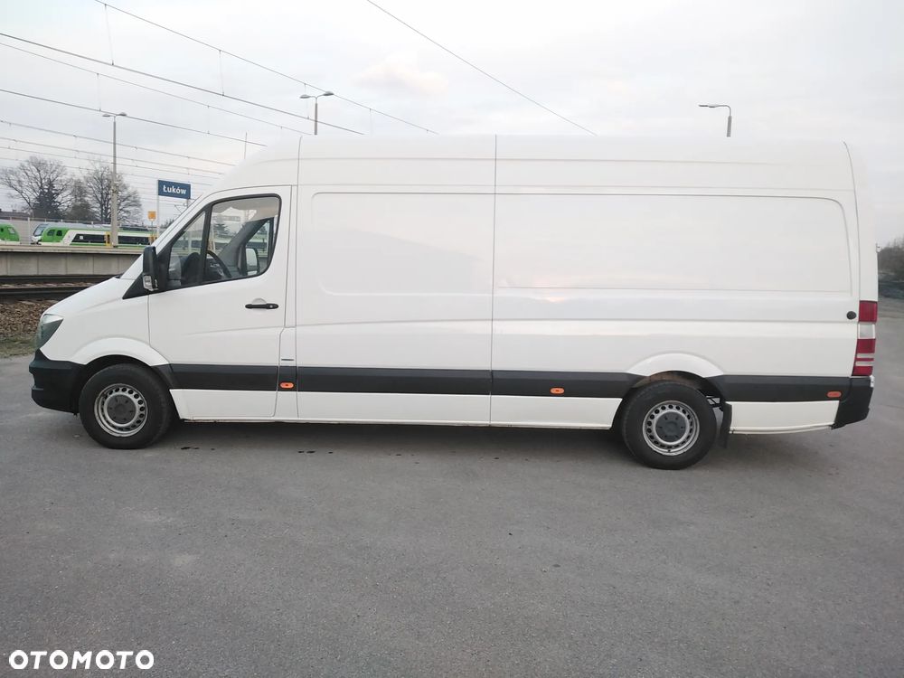Mercedes-Benz Sprinter - 5