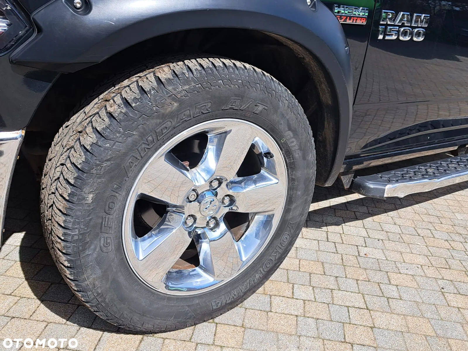 Dodge RAM 1500 5.7 4x4 - 8
