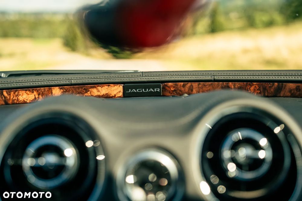 Jaguar XJ 3.0 T AWD Portfolio - 27