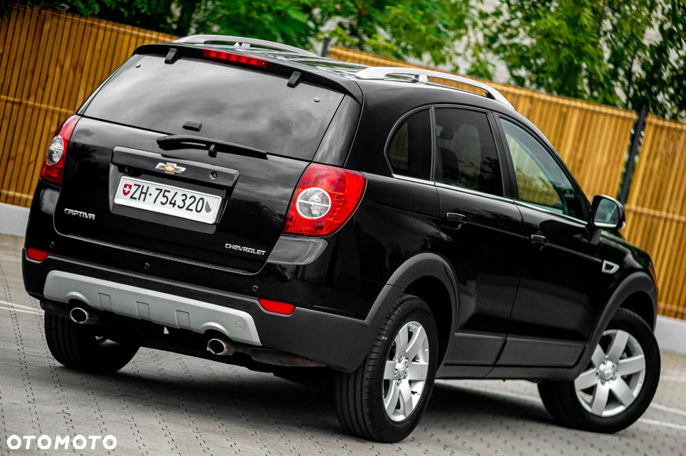 Chevrolet Captiva - 12