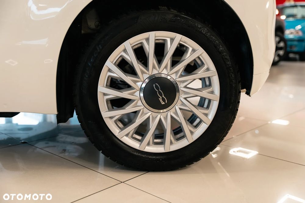 Fiat 500 2024