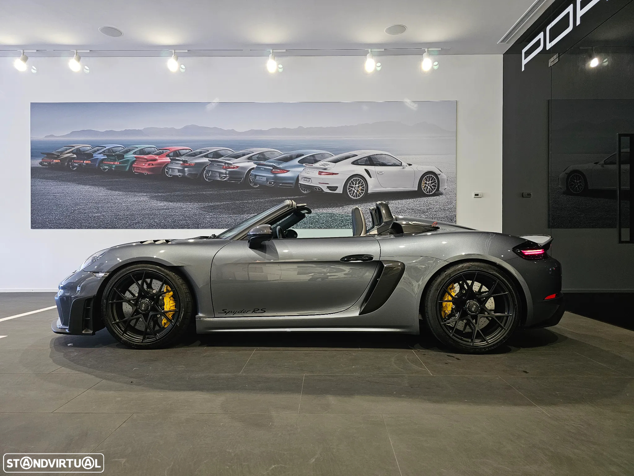 Porsche 718 Spyder - 9