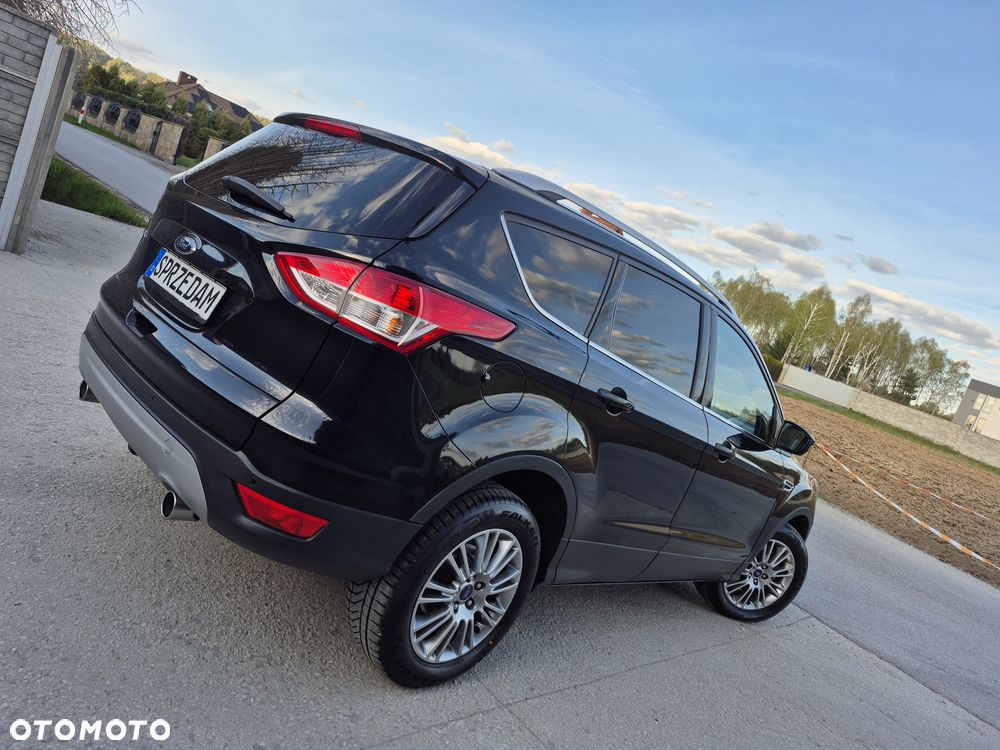 Ford Kuga 2.0 TDCi 2x4 Titanium - 6