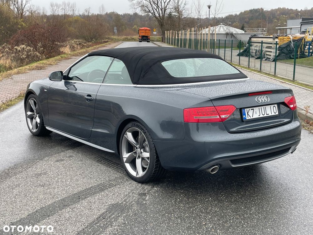 Audi A5 Cabrio - 10