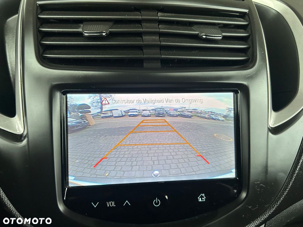 Chevrolet Trax 1.4 T LS - 31