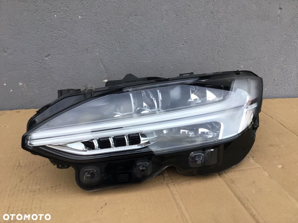 Lampa przednia lewa Volvo S90 V90 Full Led High Beam