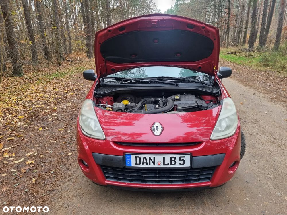 Renault Clio 1.5 dCi Alize - 23
