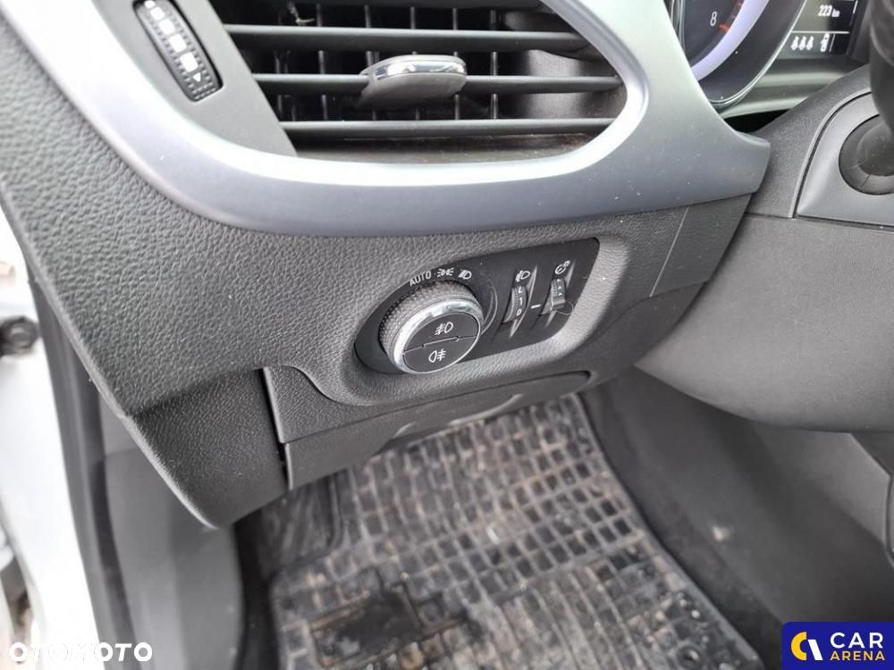Opel Astra - 16