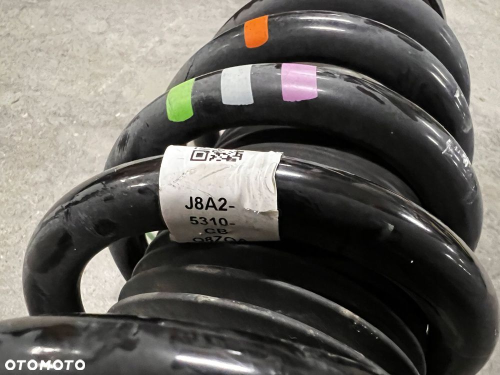 AMORTYZATOR PNEUMATYCZNY PRZÓD LEWY RANGE ROVER VELAR L560 2.0i BENZYNA - 5