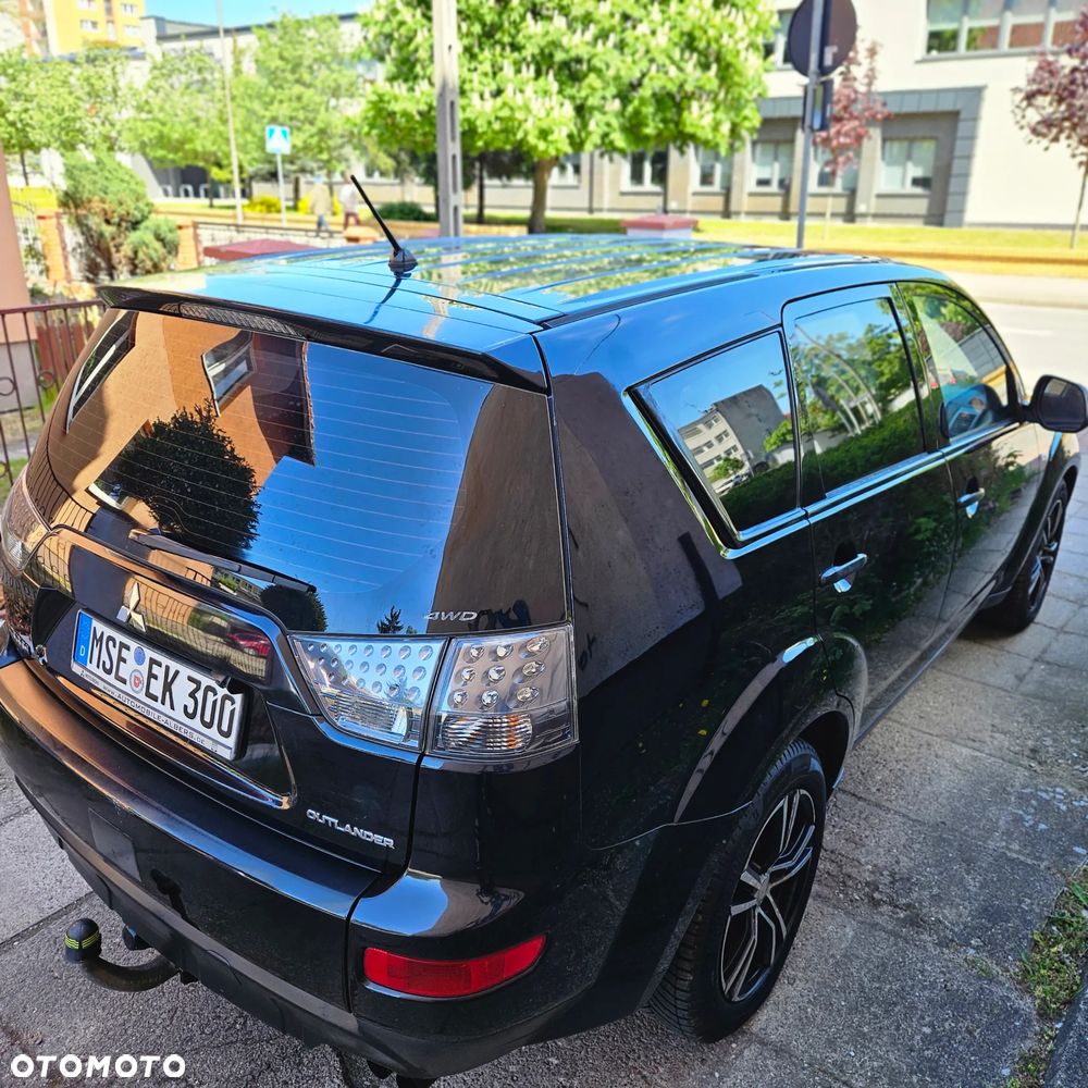 Mitsubishi Outlander - 20