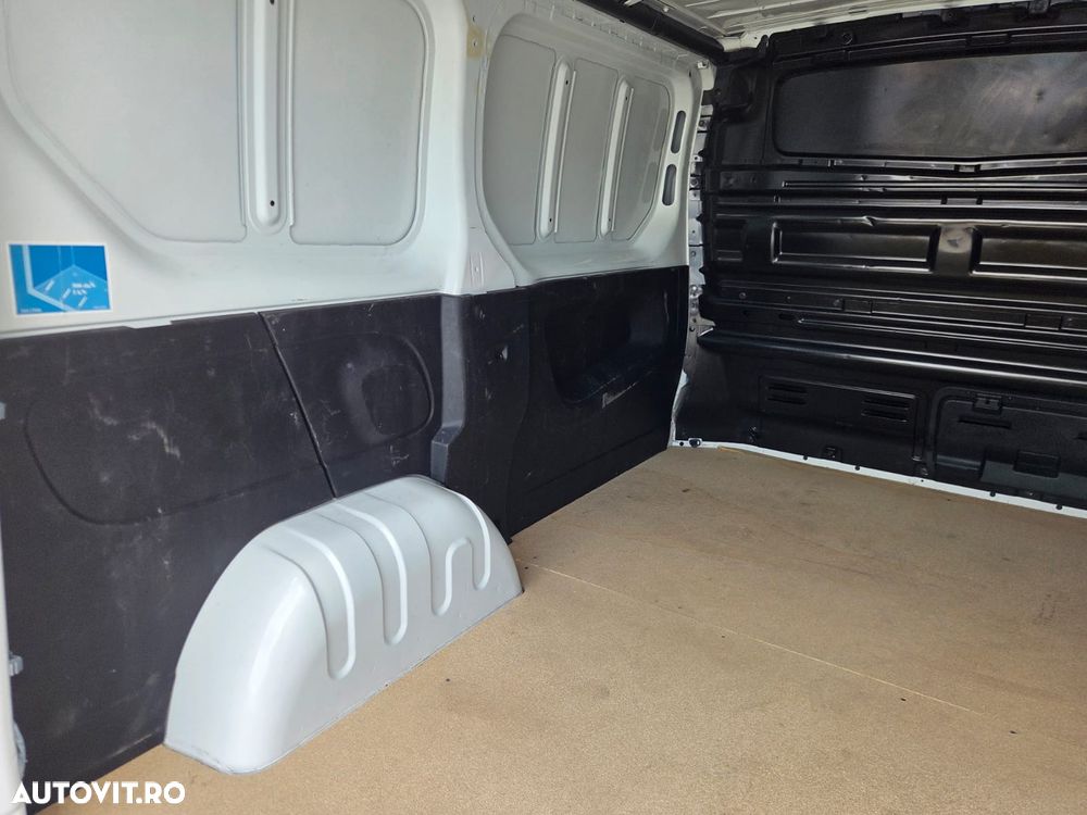 Renault Trafic L1H1 - 11