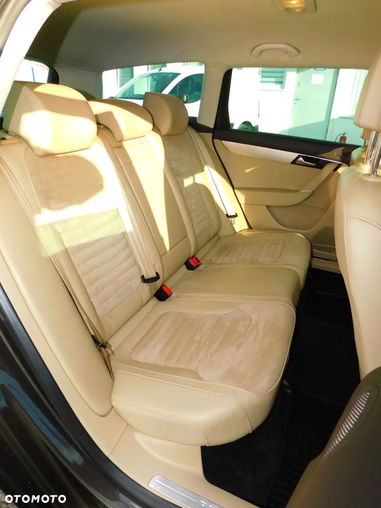 Volkswagen Passat 2.0 TDI Comfortline DSG - 25