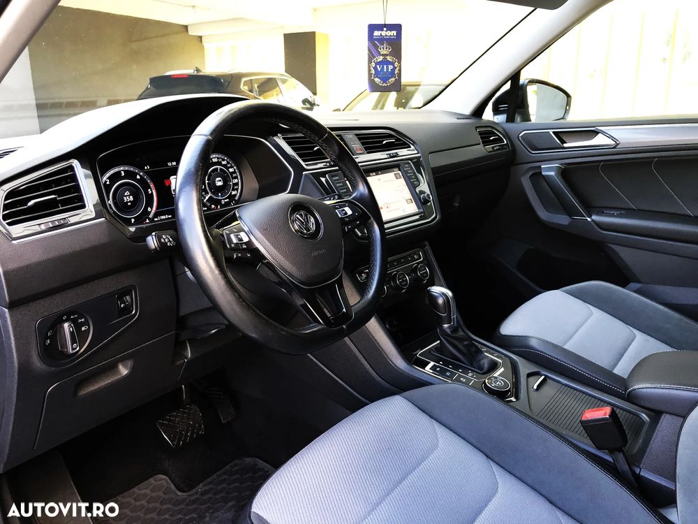 Volkswagen Tiguan 2.0 TDI SCR DSG 4Motion R-Line - 10