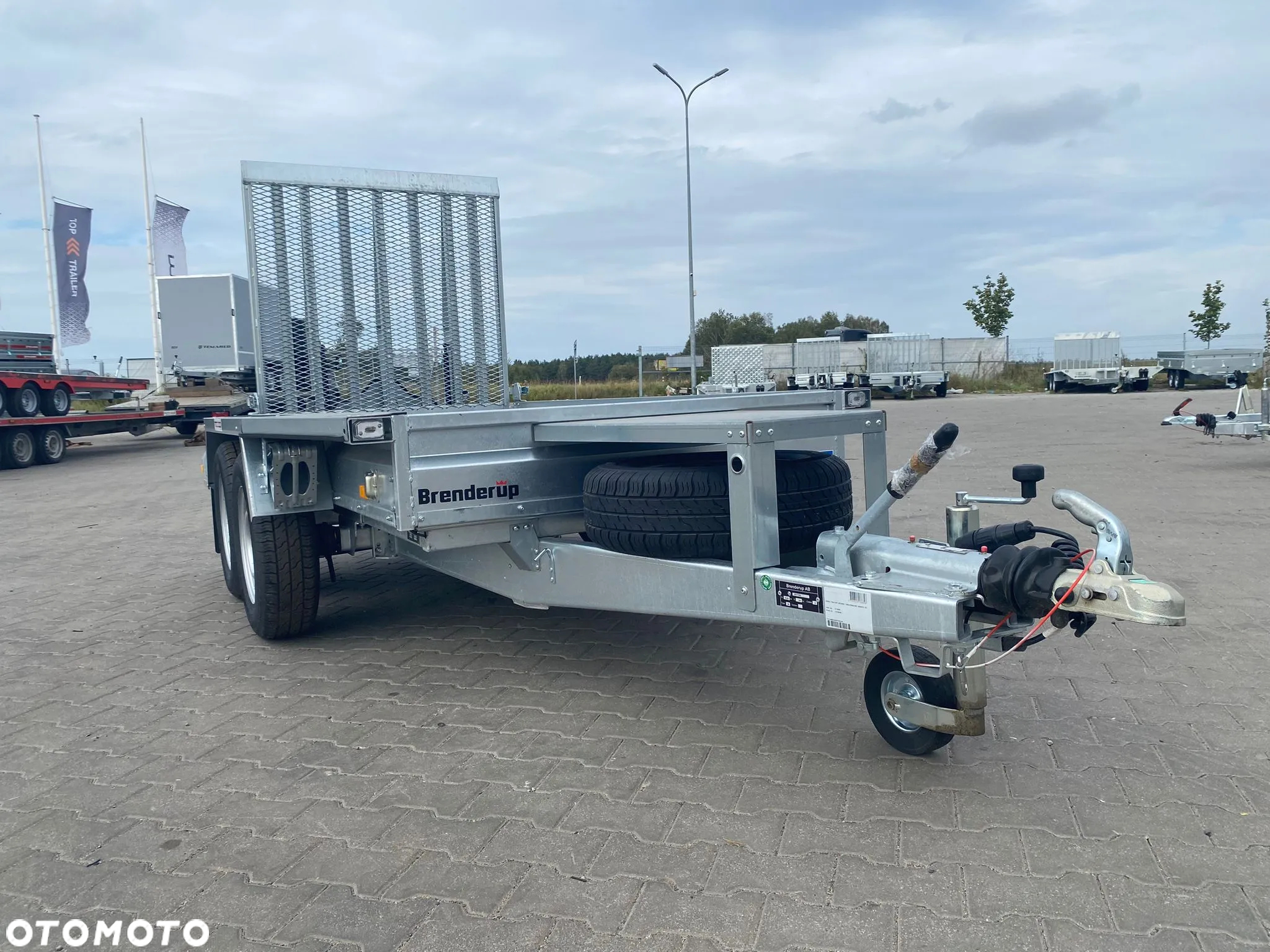 Brenderup DOSTAWA! Przyczepa MT-2600 pod minikoparkę wym. 260x126x25, Solidna przyczepa do przewozu sprzętu budowlanego! DMC 2600kg - 23