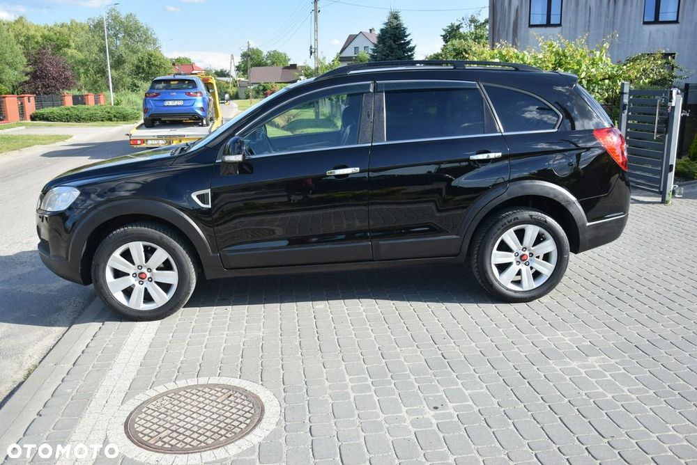 Chevrolet Captiva 2.0 4WD 7 Sitzer Automatik LT Exclusive - 9