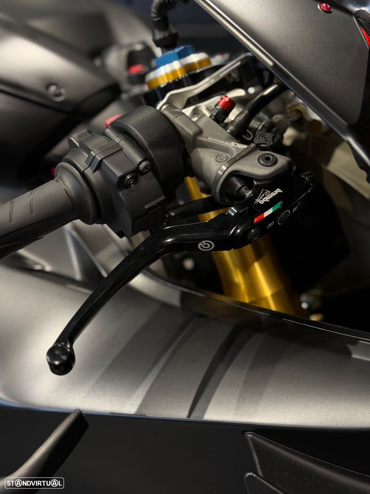 Ducati Panigale V4 S - 8