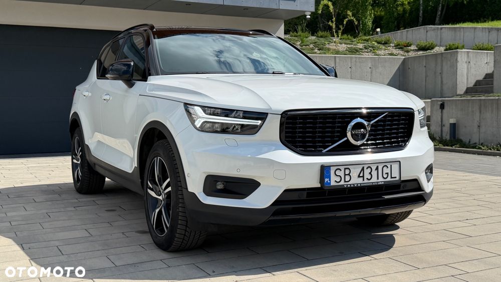 Volvo XC 40 B4 B R-Design - 1