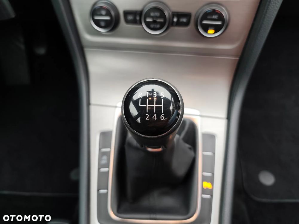 Volkswagen Golf 1.2 TSI Comfortline - 29