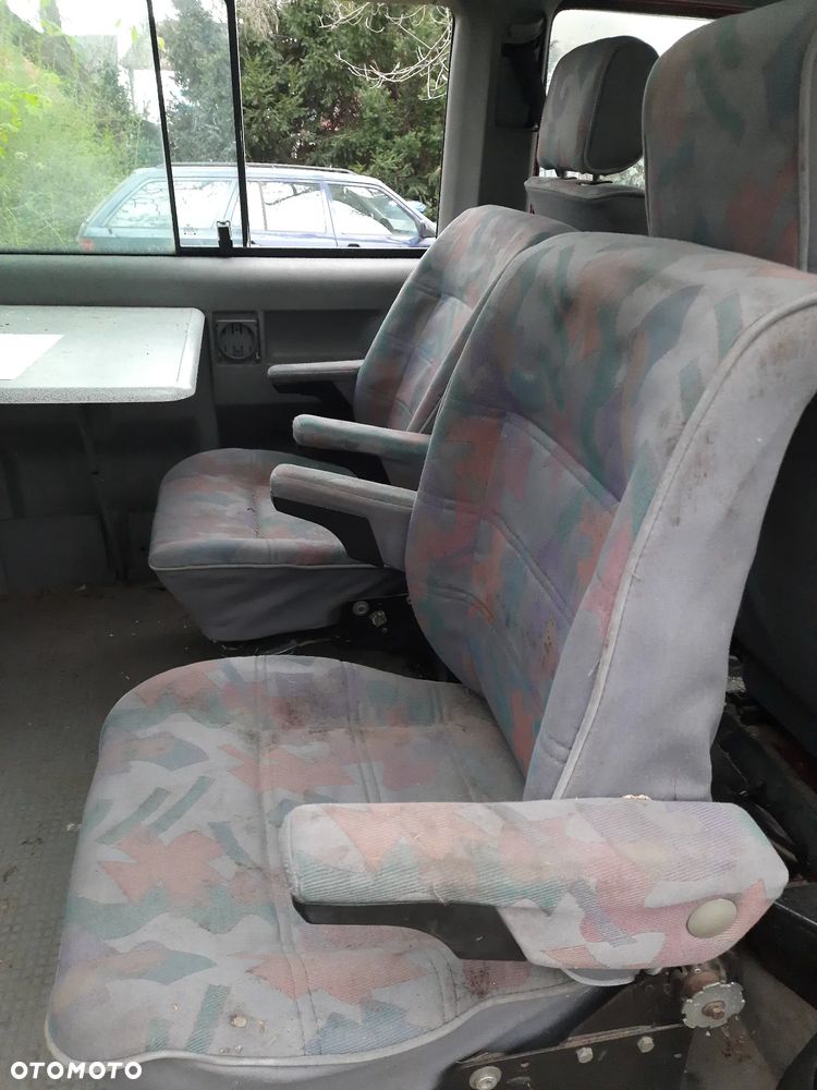 Volkswagen Multivan - 5
