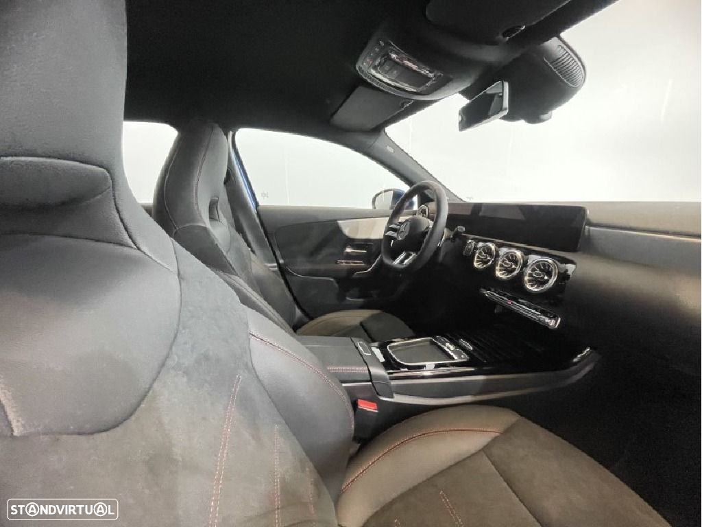 Mercedes-Benz A 250 e - 14