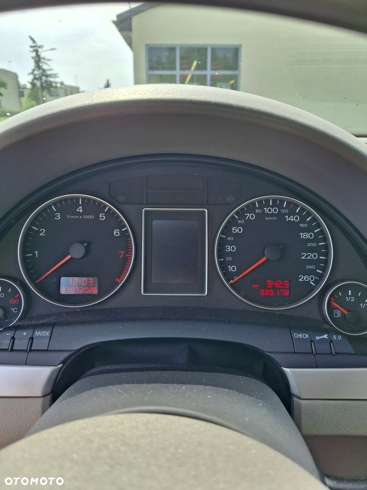 Audi A4 Limousine 2 - 6