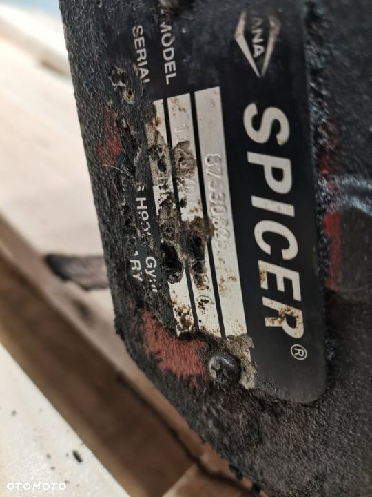 Skrzynia Powershift New Holland LM 732 {Spicer 87530825} - 10