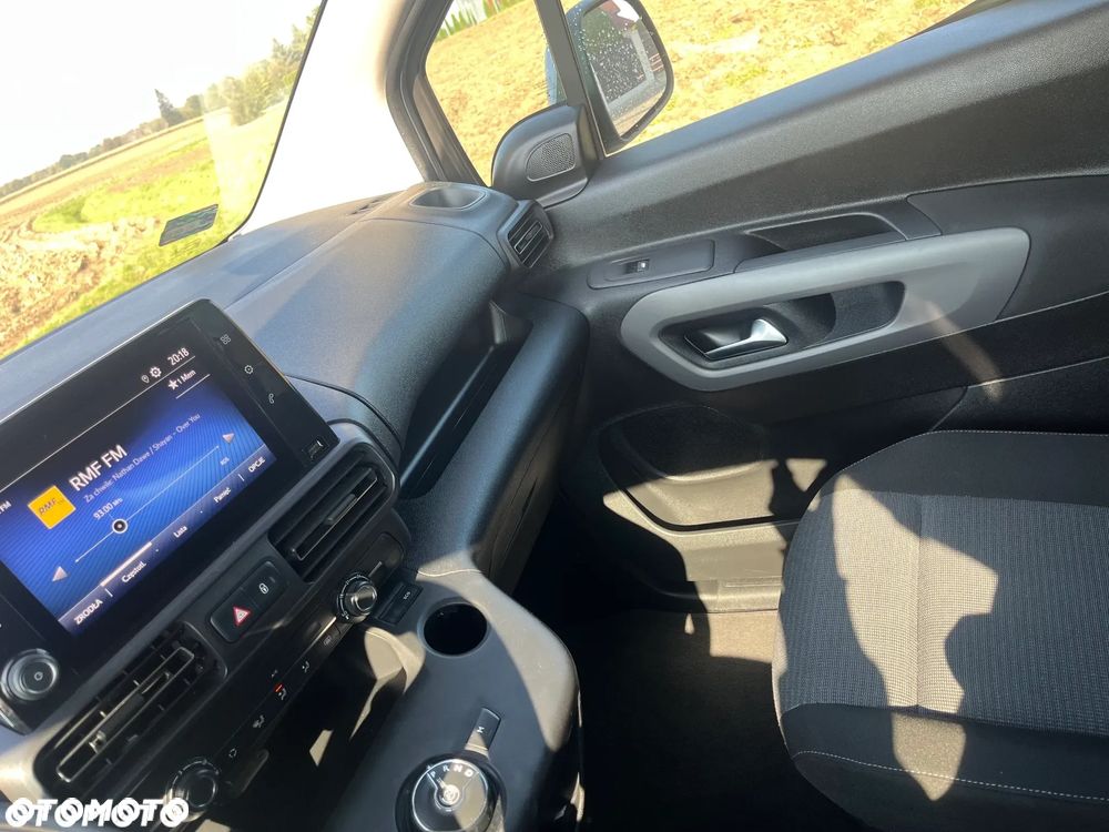 Toyota Proace City Verso Long 1.2 D-4T Business - 12