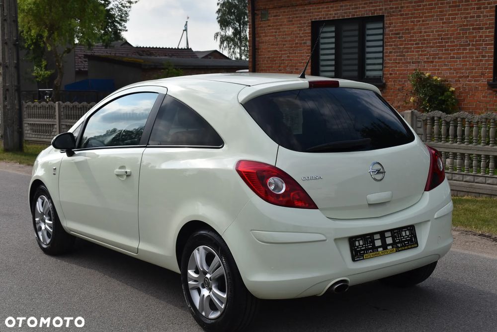 Opel Corsa 1.4 16V Color Elegance - 8