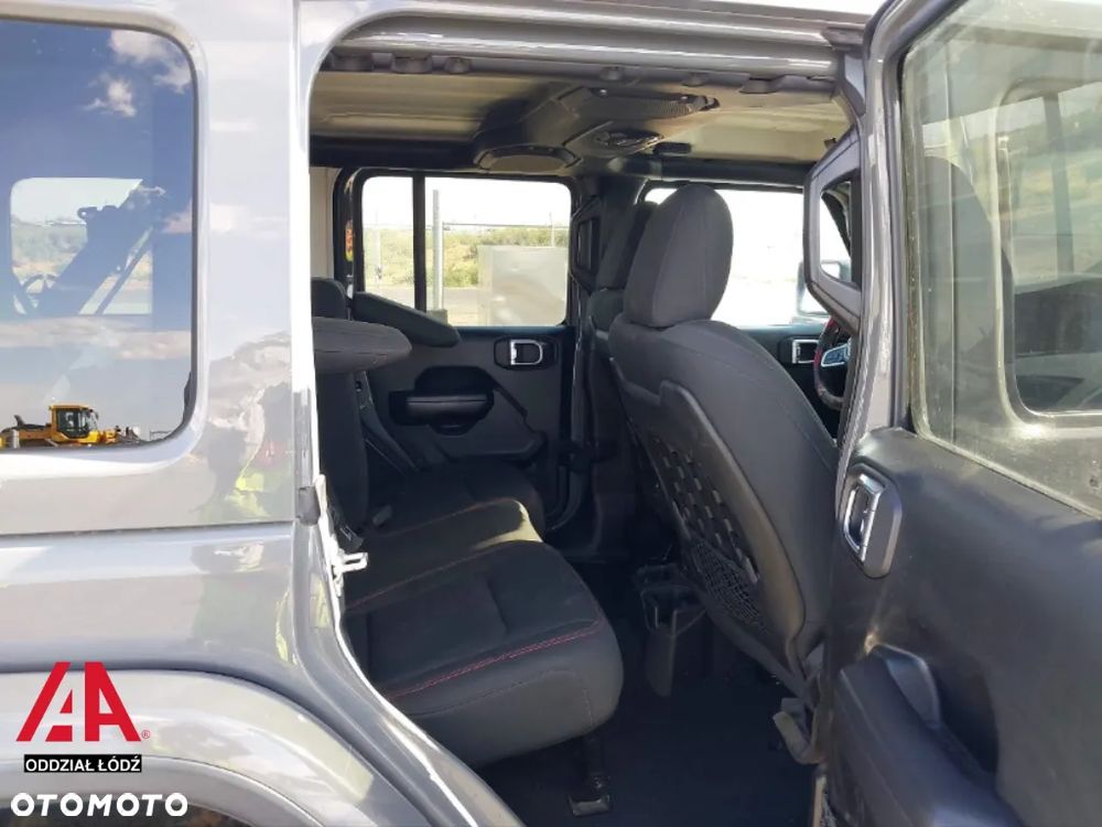 Jeep Wrangler 3.6 Unlim Rubicon - 11