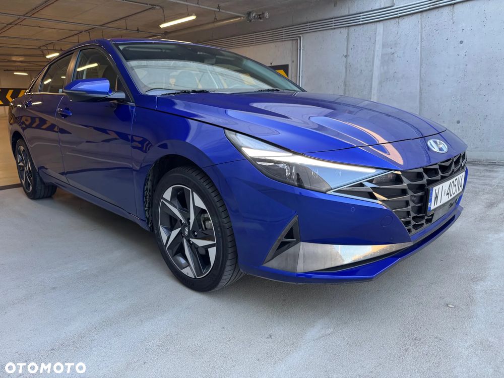 Hyundai Elantra 1.6 Executive CVT - 3