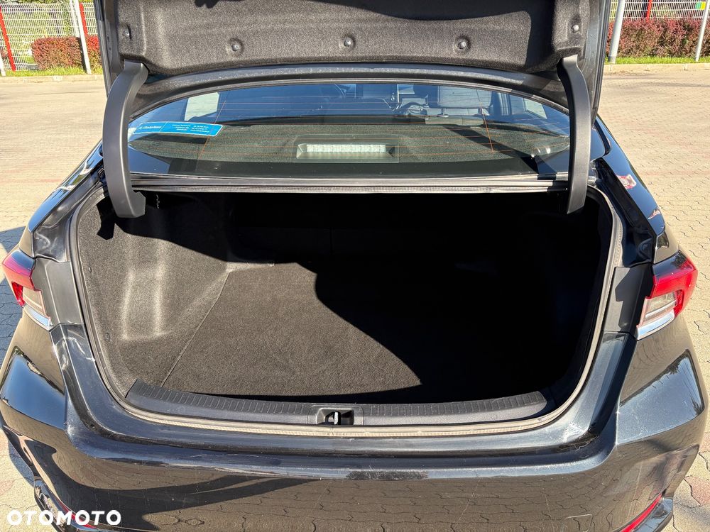 Toyota Corolla 1.6 Active - 5