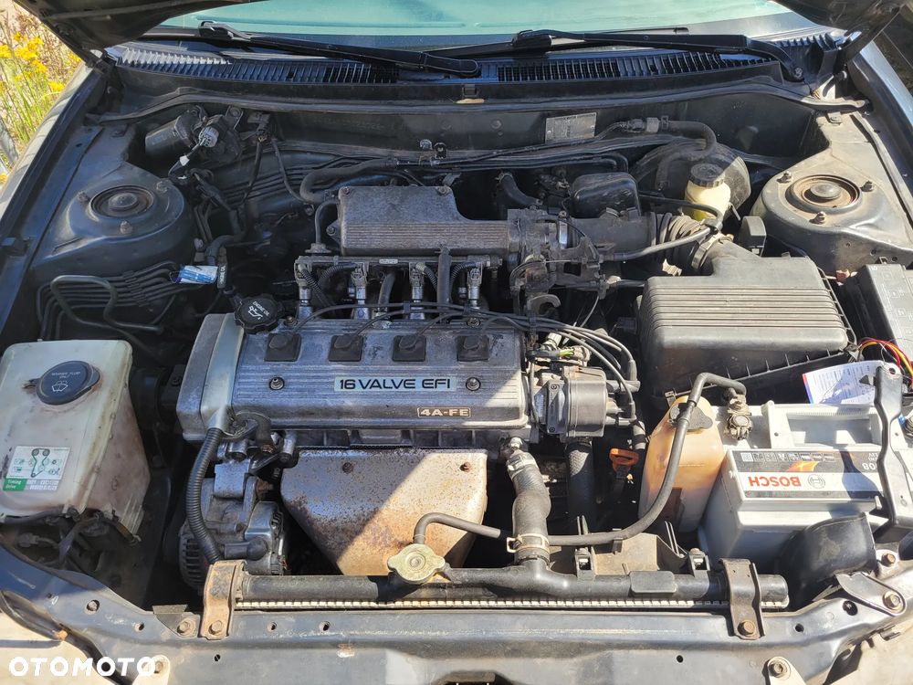 Toyota Corolla 1.6 16V GLi - 16