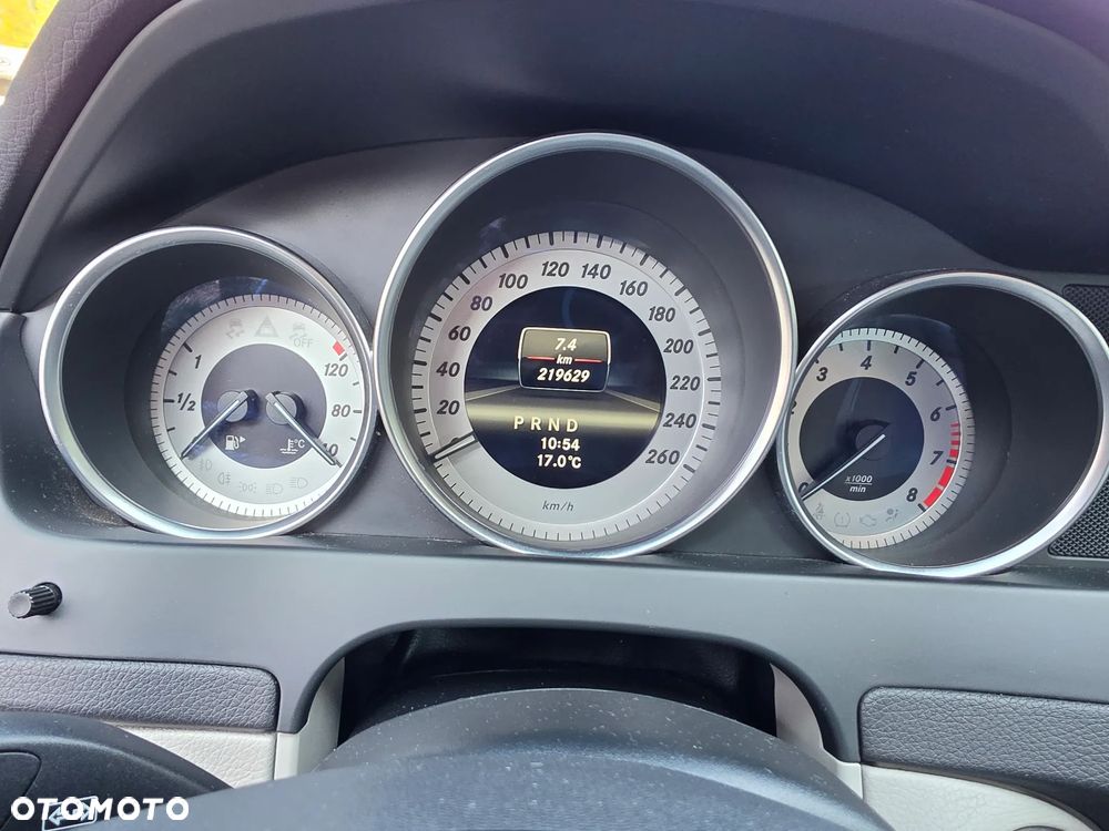 Mercedes-Benz Klasa C 180 (BlueEFFICIENCY) 7G-TRONIC - 20