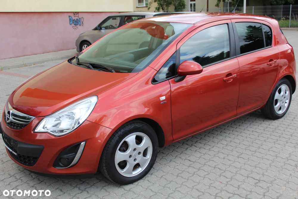 Opel Corsa 1.4 16V Active - 1