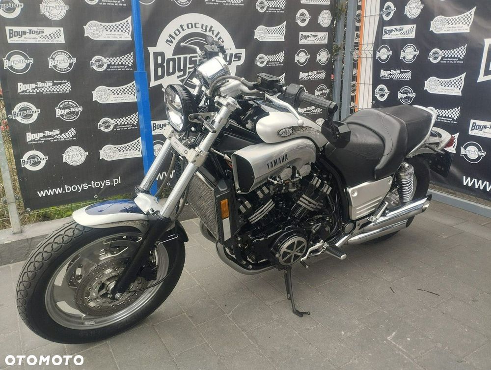 Yamaha V-MAX - 5