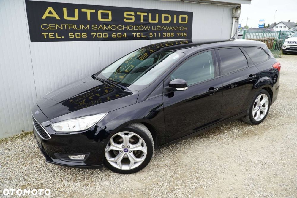 Ford Focus 1.5 EcoBlue Start-Stopp-System TITANIUM - 39