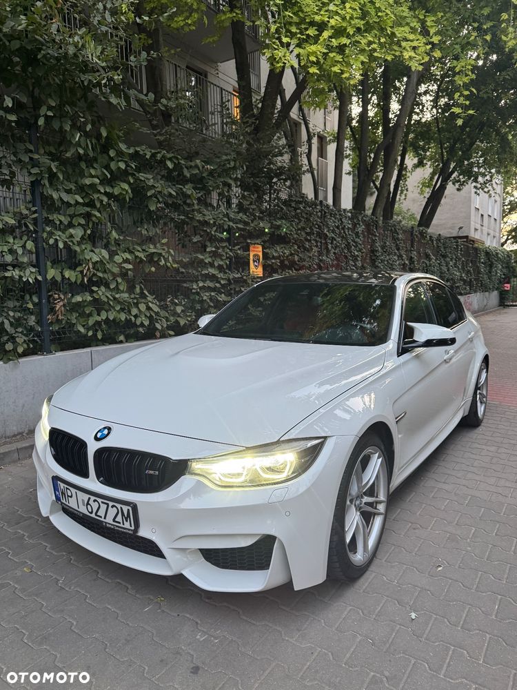 BMW M3 CS DKG - 10